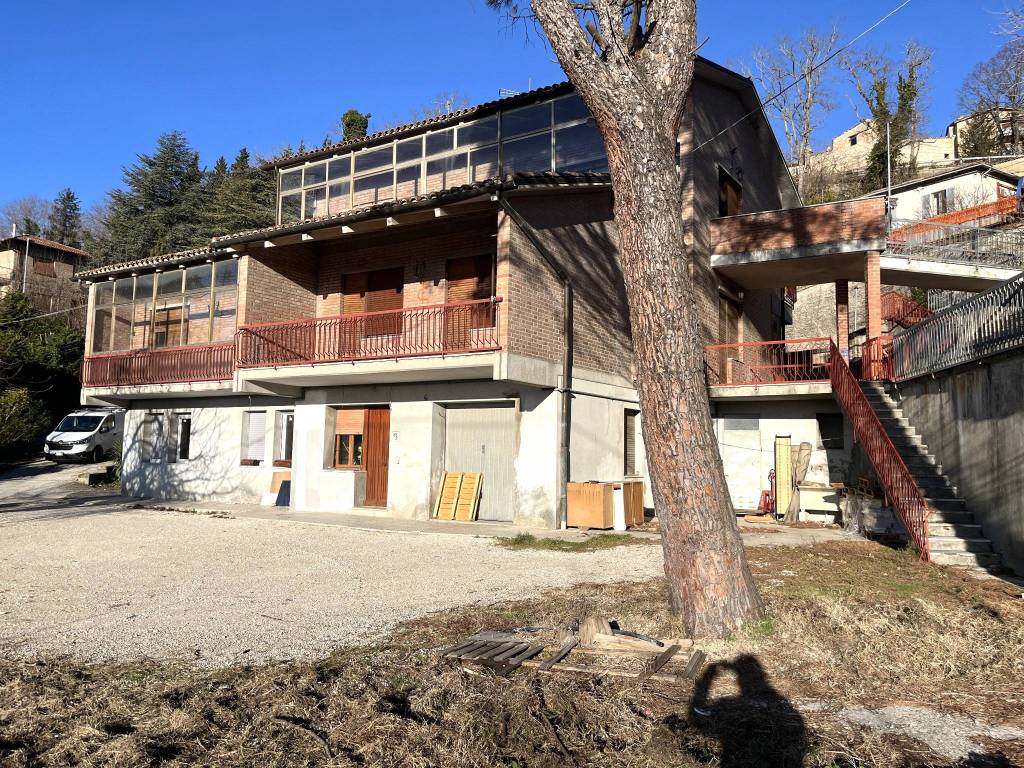 Appartamento a Urbino in Via della Stazione - Foto 5