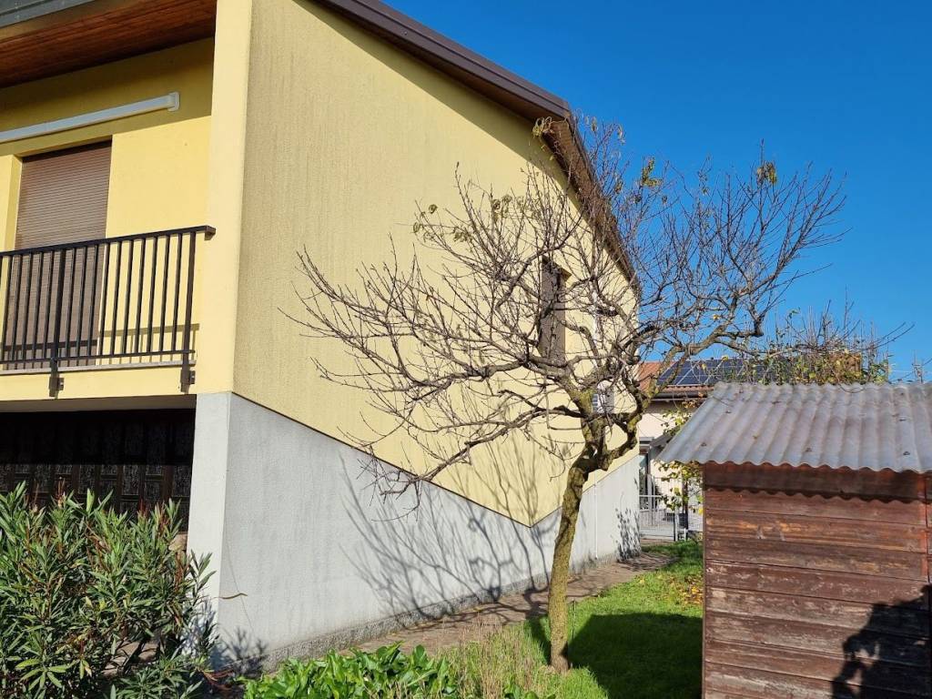 Villa a Castelseprio in Via Ticino, 100 - Foto 2