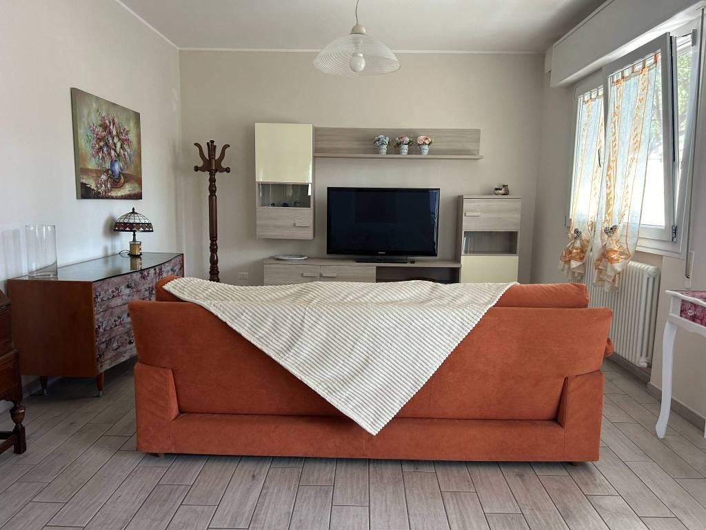 Villa a Riccione in Corso Fratelli Cervi - Foto 2