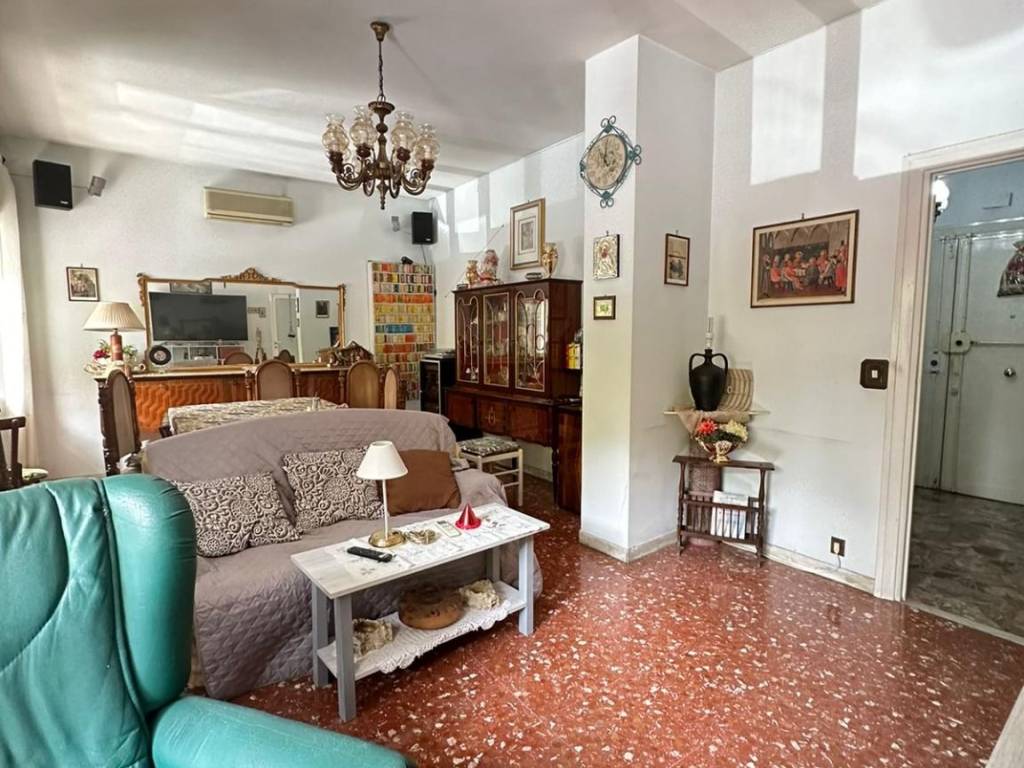 Appartamento a Roma in Via Dino Penazzato, 27 - Foto 3