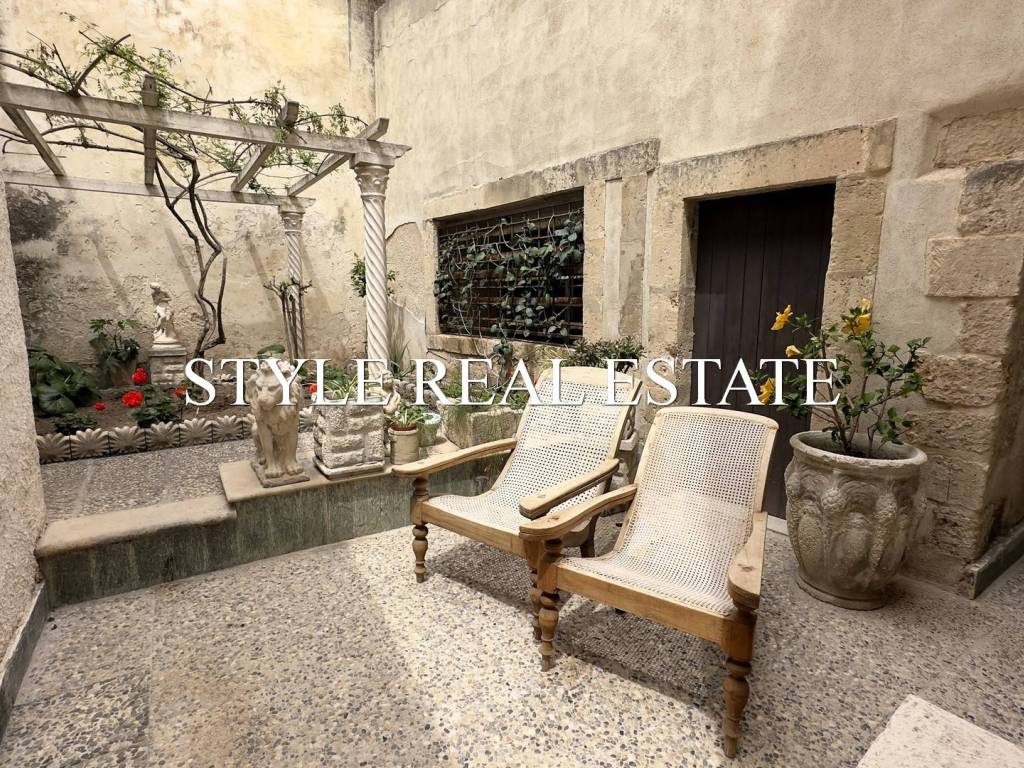 Palazzo / stabile a Siracusa in Via San Pietro - Foto 4
