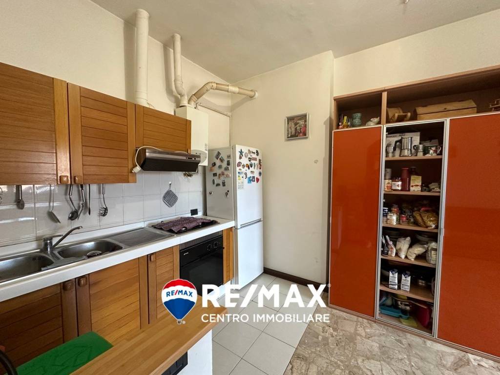 Appartamento a Induno olona in Via Jamoretti - Foto 4