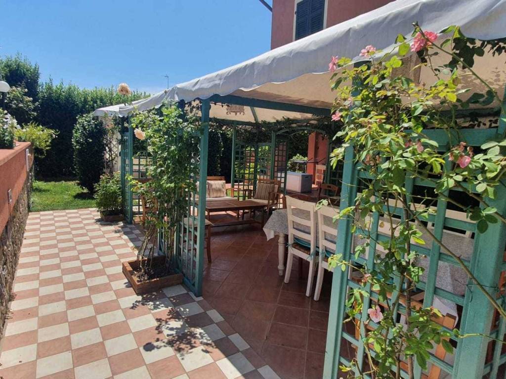Villa a Sarzana in Via Canalburo, 129 - Foto 3