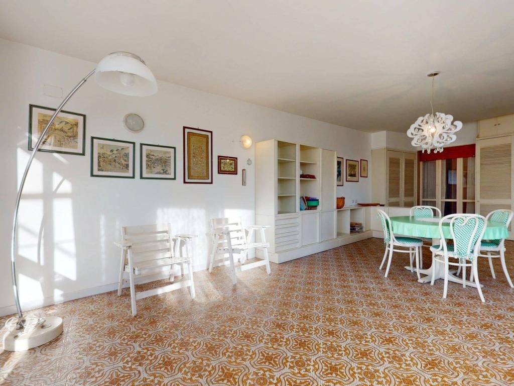 Appartamento a Cagliari in Via Giovanni Battista Tuveri - Foto 4
