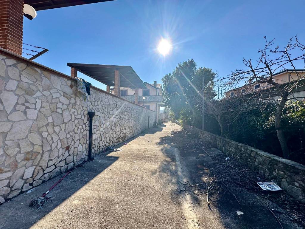 Villa a Limatola in Via Puopolo - Foto 2
