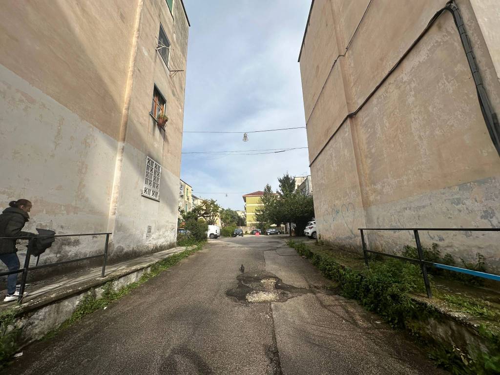 Appartamento a Caserta in Via Giulio Antonio Acquaviva - Foto 2