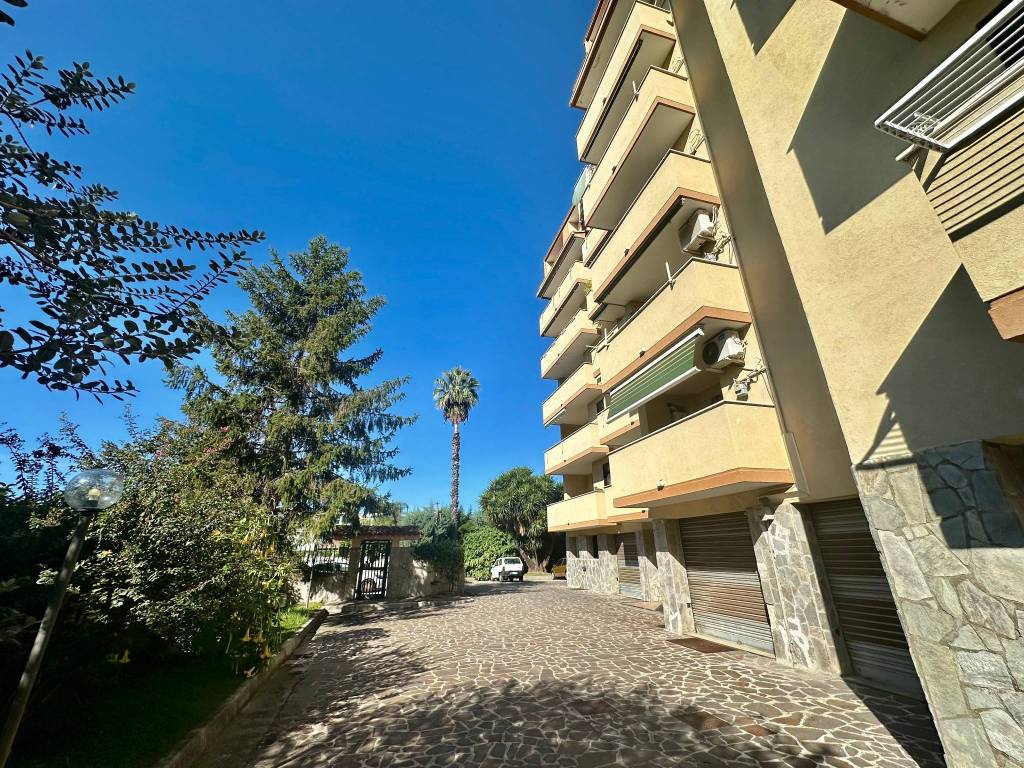 Appartamento a San nicola la strada in Via G. Palomba - Foto 4