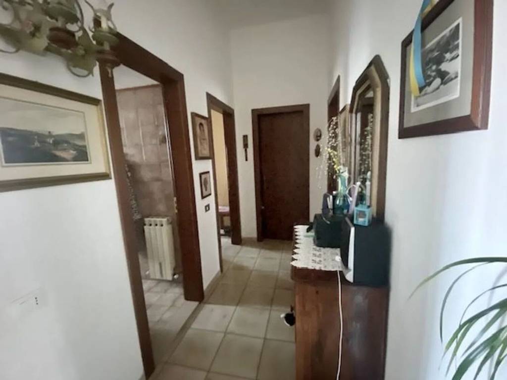 Appartamento a Piombino in Viale Regina Margherita - Foto 5