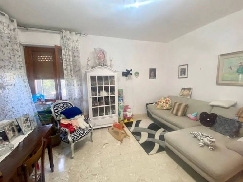 Appartamento a Piombino in Via Umberto Boccioni - Foto 5