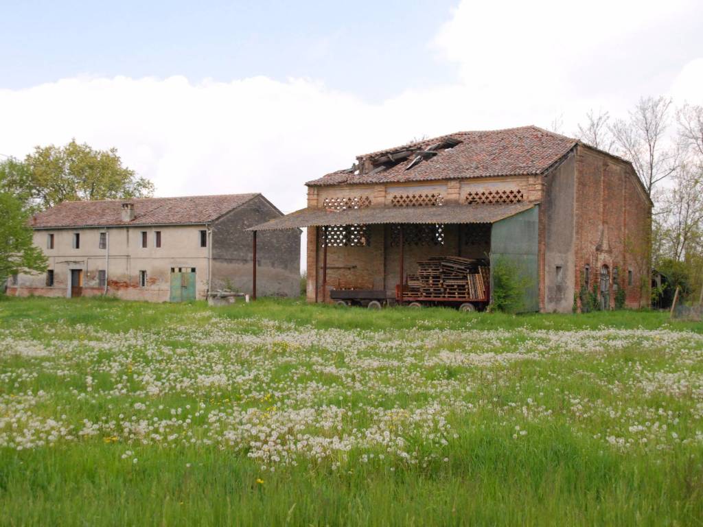 Rustico / casale a Ferrara in Via Bertolda, 139 - Foto 2