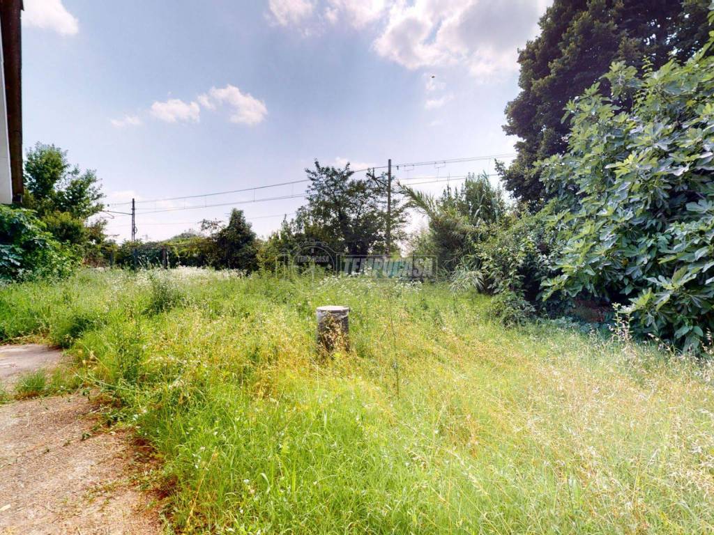 Casa indipendente a Bra in Via Benedetto Croce, 3 - Foto 2