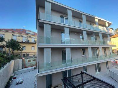 Appartamento a Varazze in Via Sardi, 29 - Foto 1