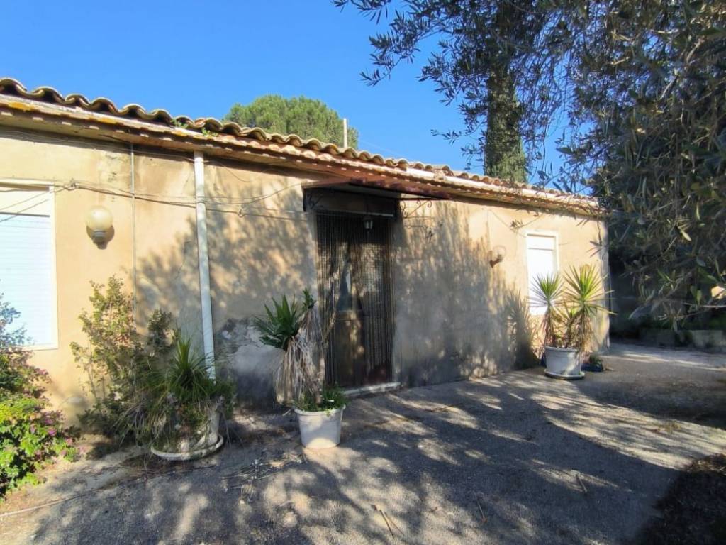 Appartamento a Caltanissetta in Via Poggio degli Ulivi - Foto 2