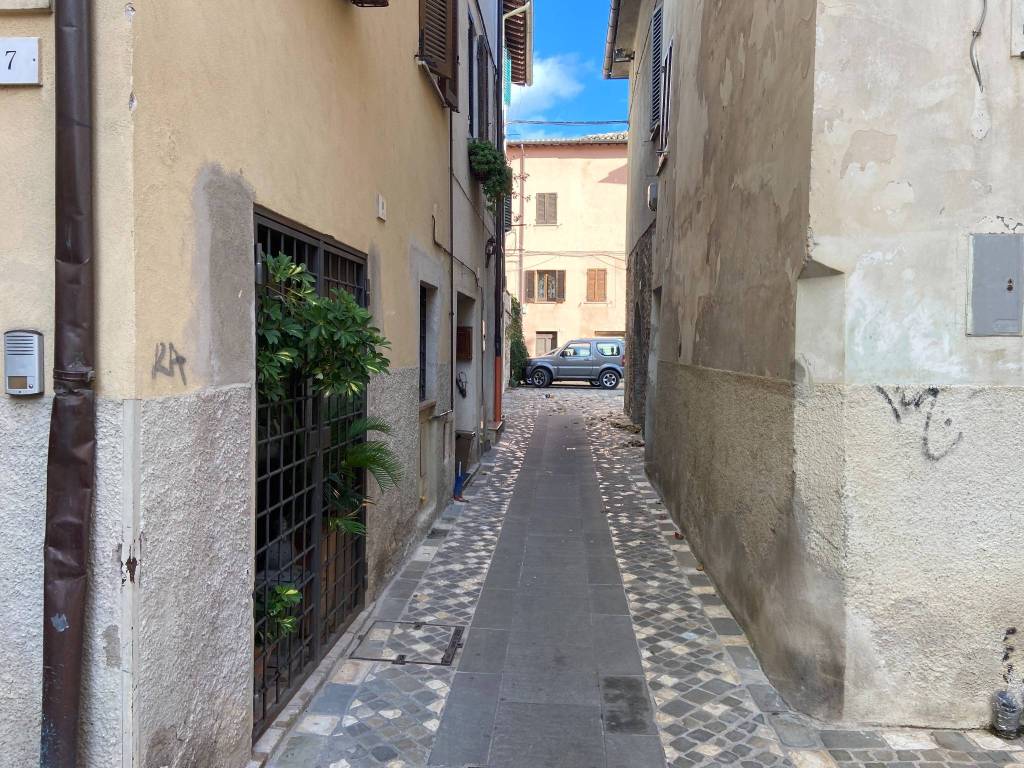 Palazzo / stabile a Foligno in Via dei Quartieri, 7 - Foto 5