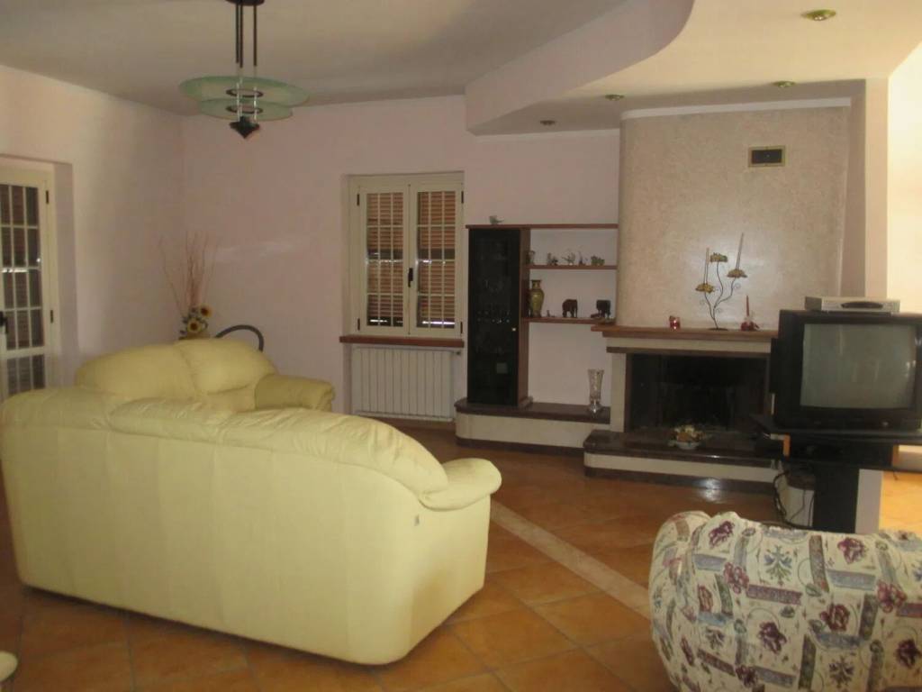 Appartamento a Crucoli in Turati S.N.C. Snc - Foto 5