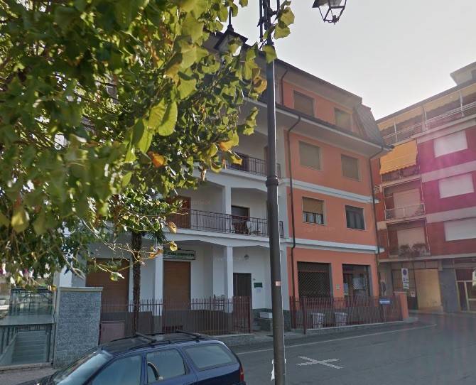 Palazzo / stabile a Montà in Piazza Vittorio Veneto - Foto 2