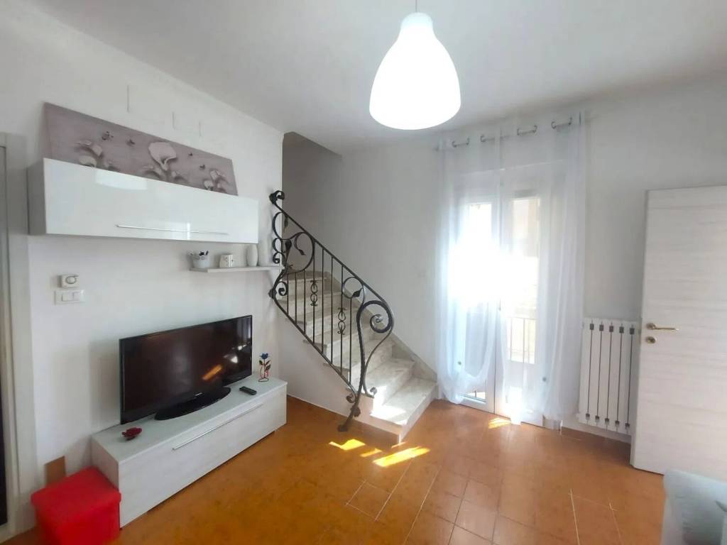 Villa a Paglieta in Piazza Martiri Lancianesi - Foto 3