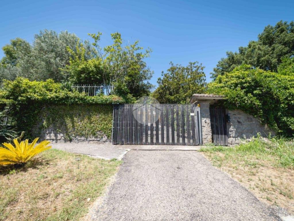 Villa a Viterbo in Str. Filante - Foto 3