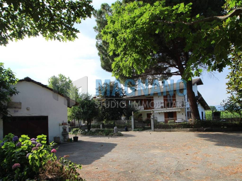 Villa a Cavour in Via Pinerolo - Foto 2