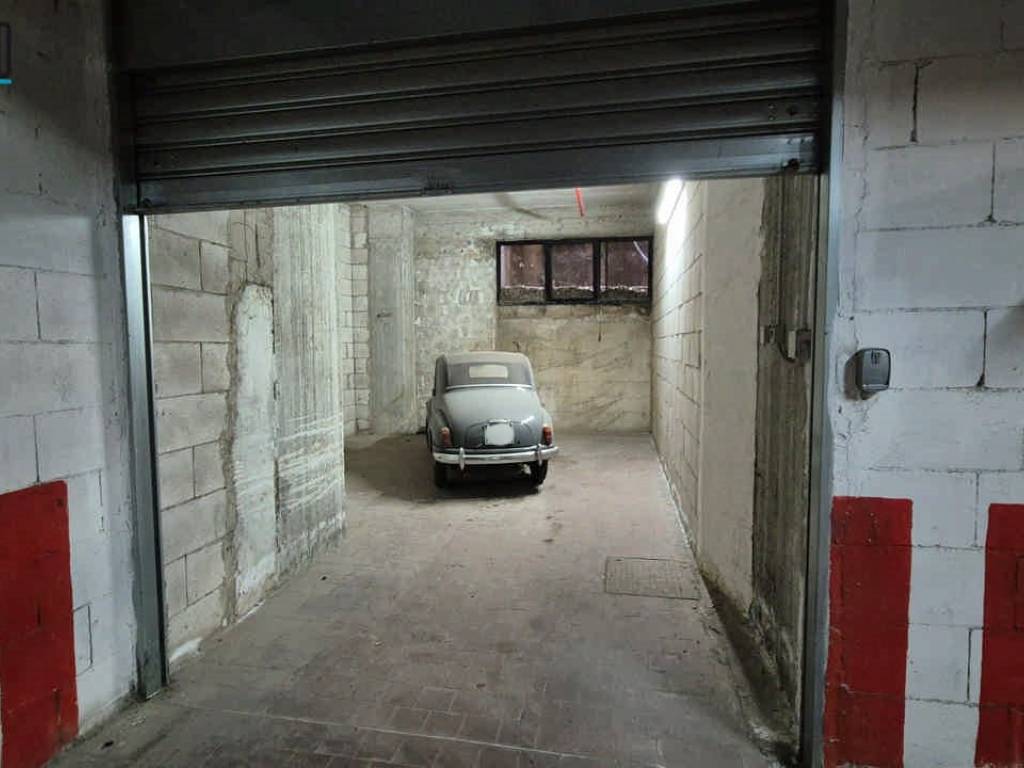 Box / garage a Avellino in Corso Vittorio Emanuele, 101 - Foto 4