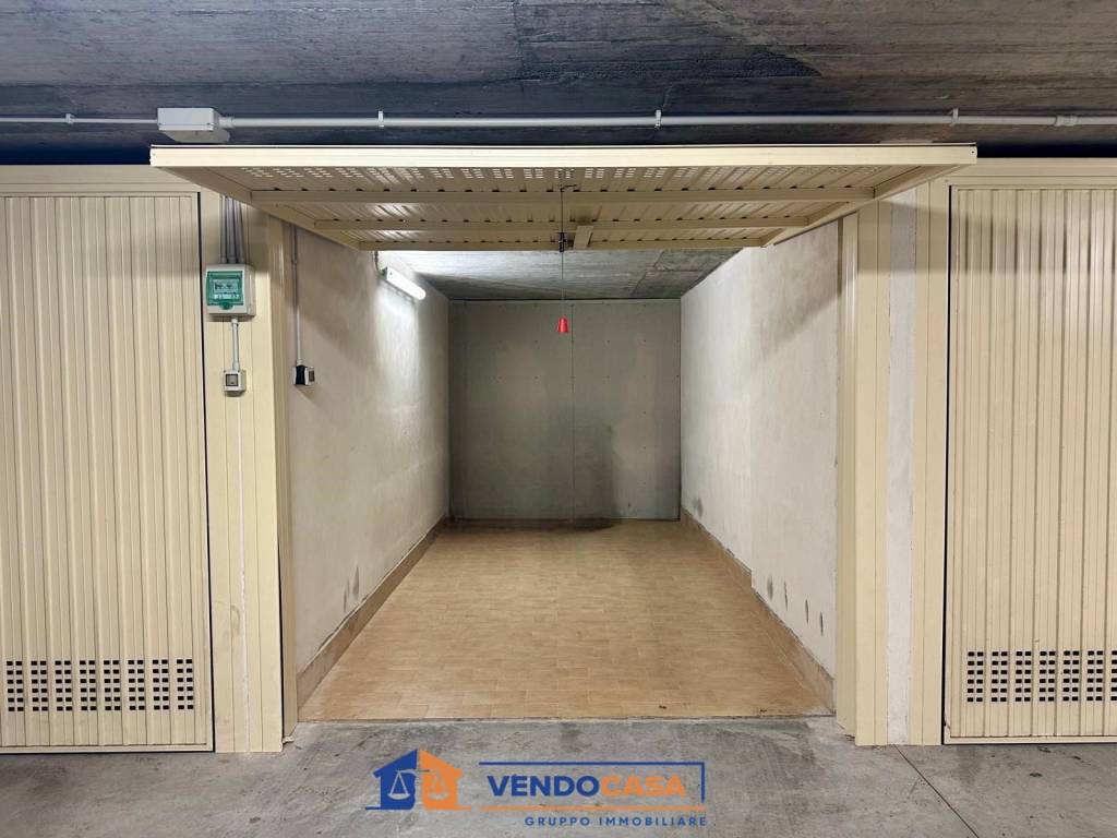 Box / garage a Loano in Via Aurelia - Foto 4
