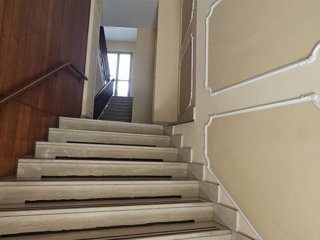 Appartamento a Asti in VIA DUCA D'AOSTA 11 - Foto 2