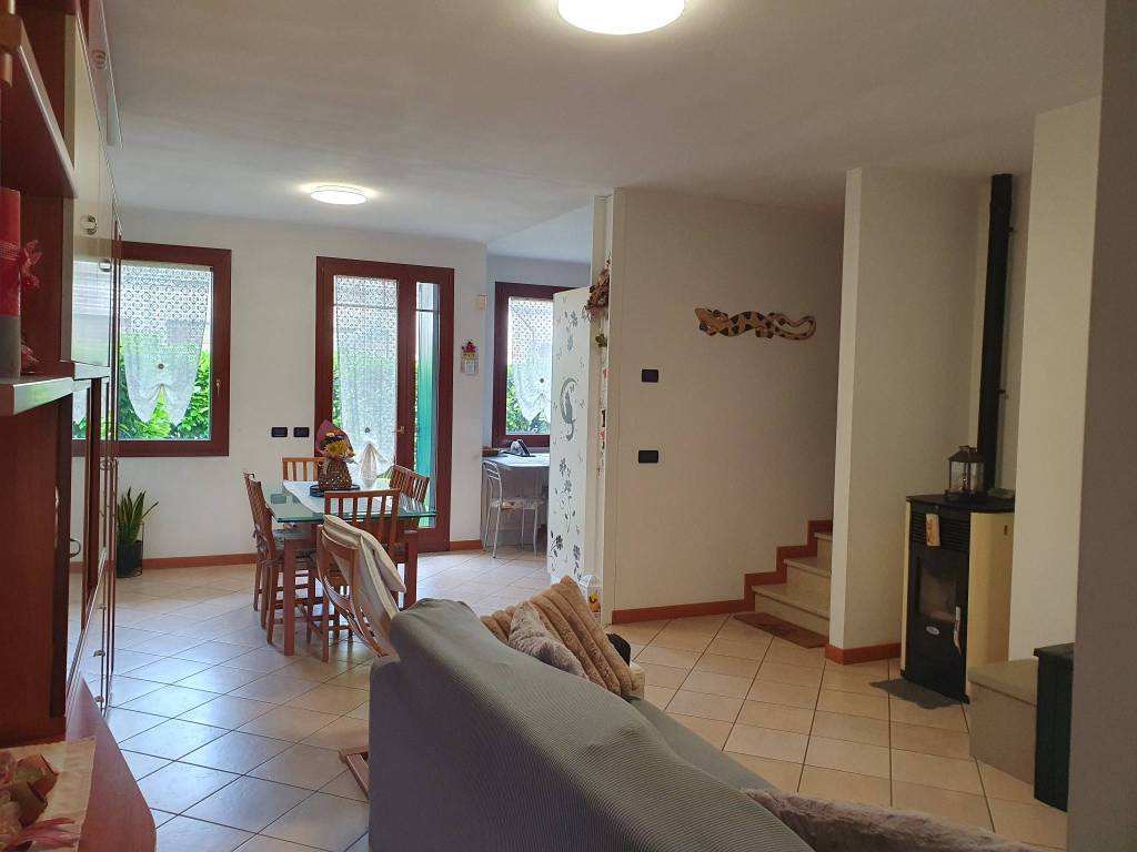 Villetta a schiera a Lendinara in Via Duode, 31 - Foto 3