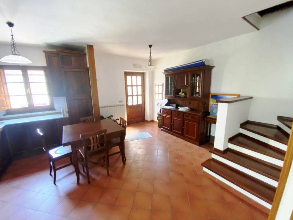 Casa indipendente a Castelnuovo magra in Via della Resistenza, 54 - Foto 2