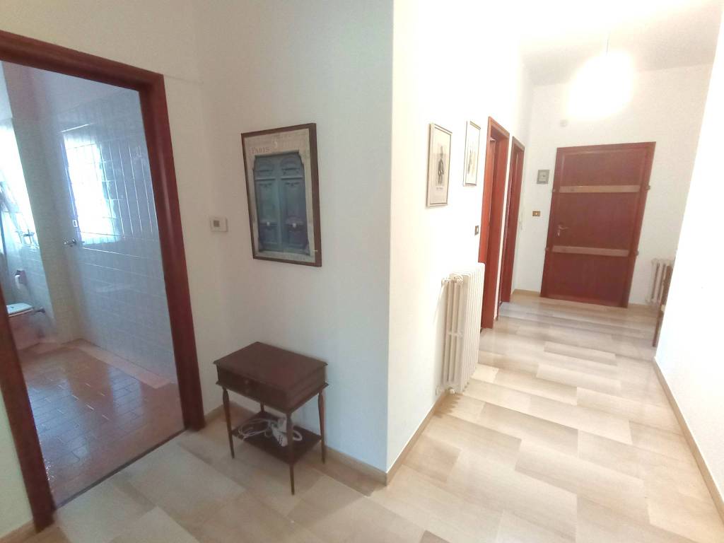 Appartamento a Spotorno in Piazza Napoleone, 9 - Foto 3