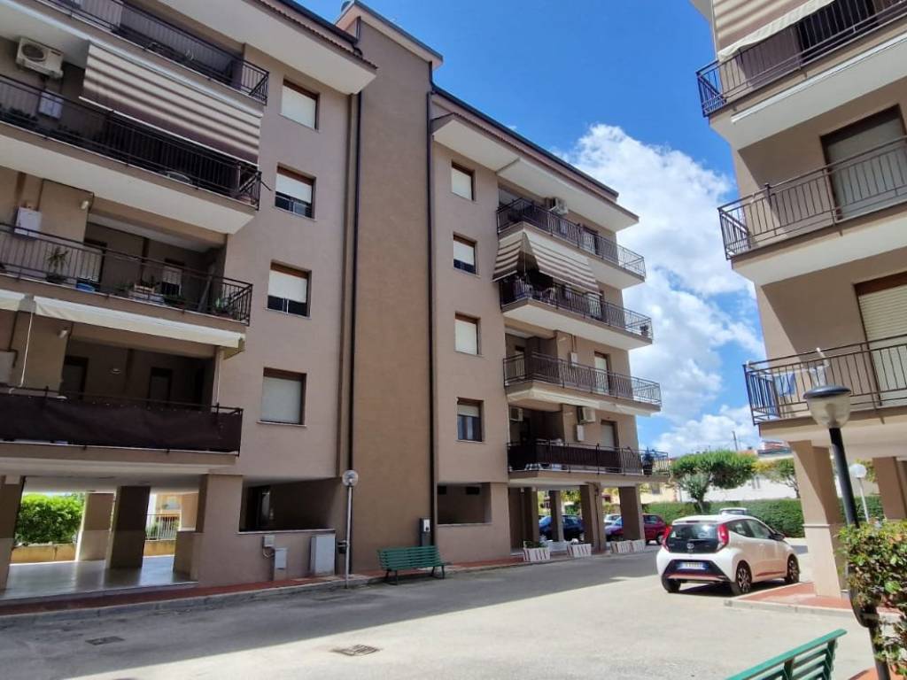 Appartamento a Maddaloni in Via Carrarone - Foto 3