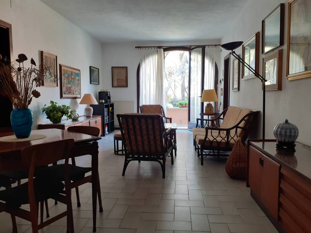 Appartamento a Castiglione della pescaia in via Massimo d'Azeglio, 1 - Foto 3