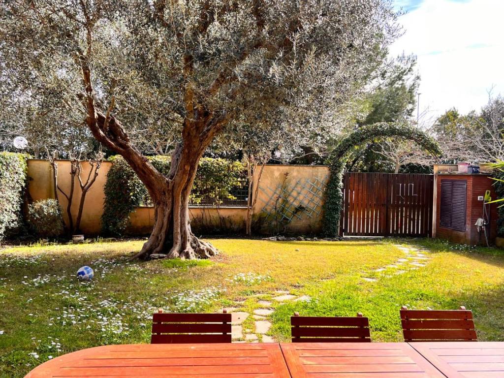 Villa a Montalto di castro in Località Torre di Maremma - Foto 5
