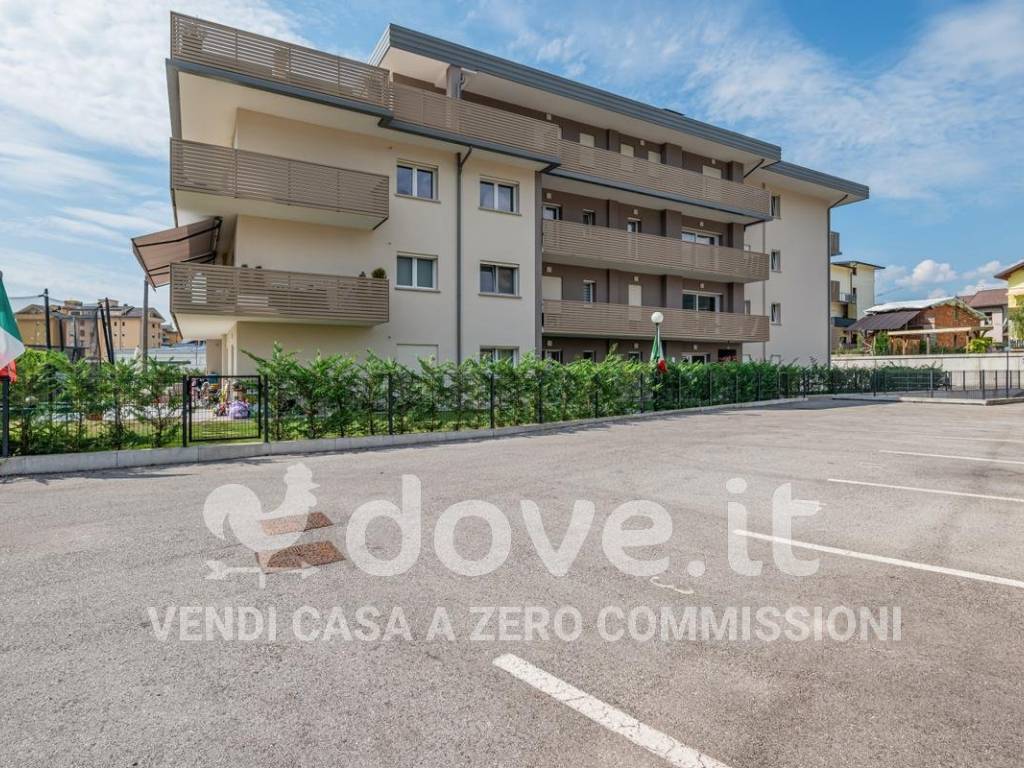 Appartamento a Belluno in Via Tito Livio Burattini, 19 - Foto 2