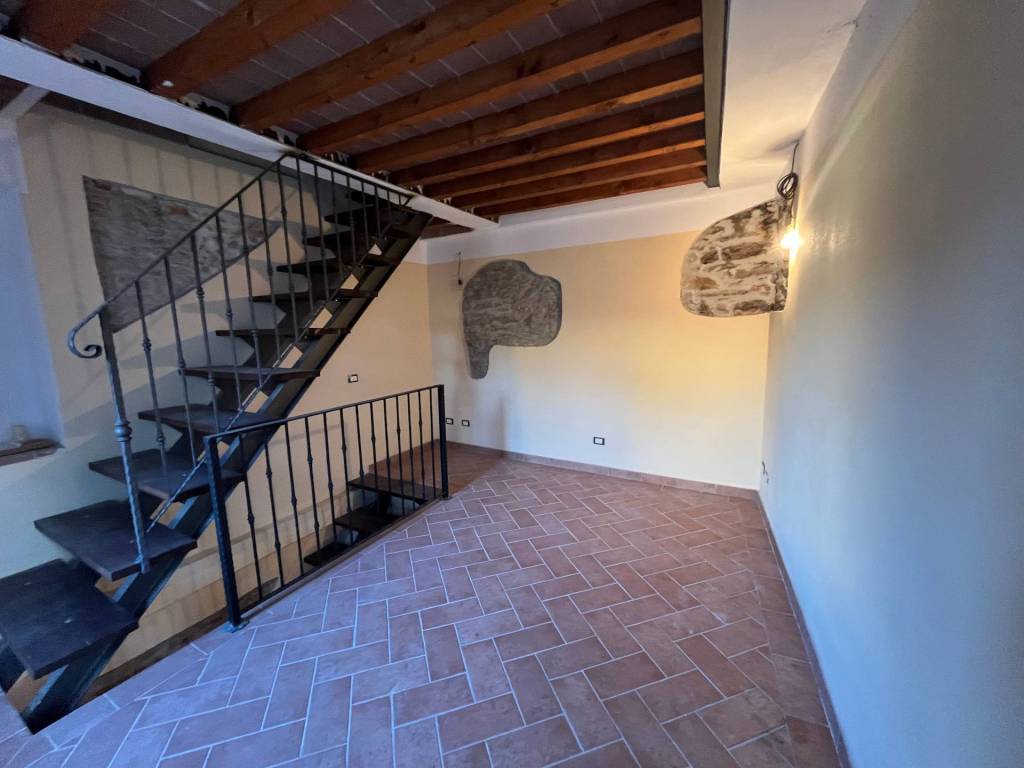Casa indipendente a Vicopisano in via trombi, 1 - Foto 4