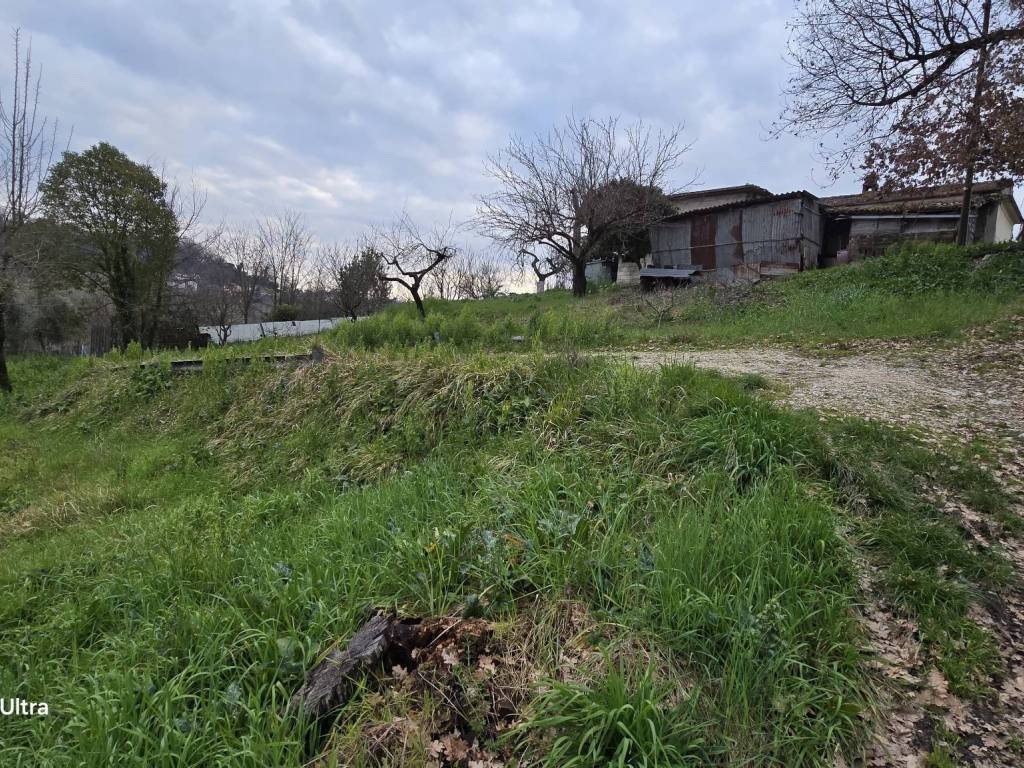 Rustico / casale a Frosinone in Via Colonie Romane - Foto 4