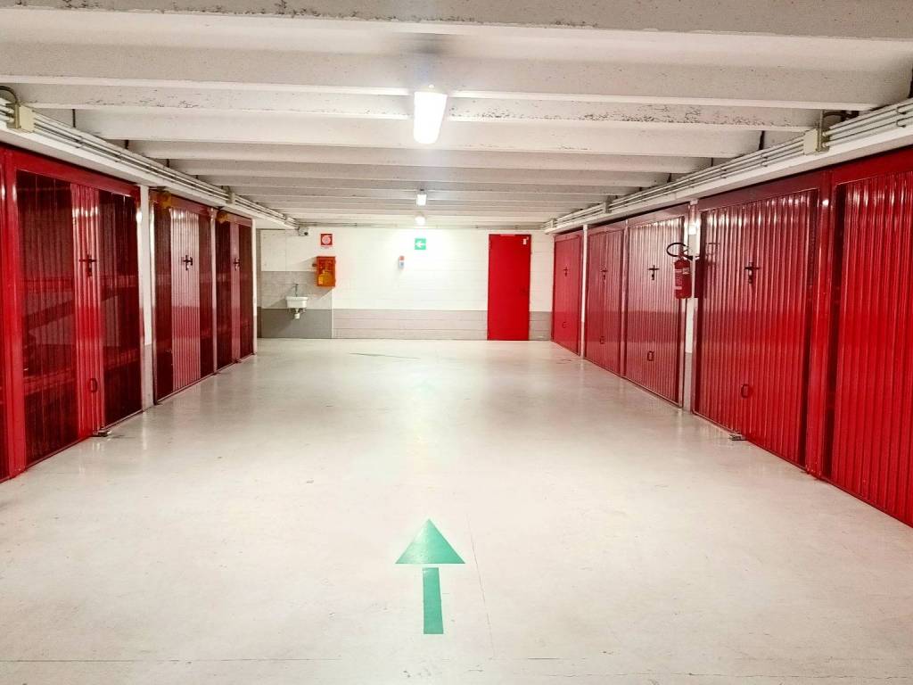 Box / garage a Genova in Via Giuseppe Piantelli, 6 - Foto 2