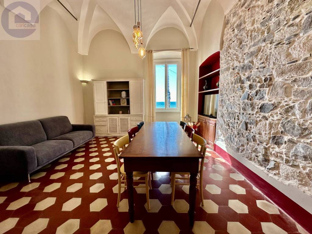 Appartamento a Imperia in Lungomare Cristoforo Colombo, 138 - Foto 4