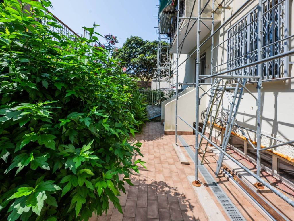 Appartamento a Genova in Viale Ammiraglio Giorgio des Geneys, 1 - Foto 2