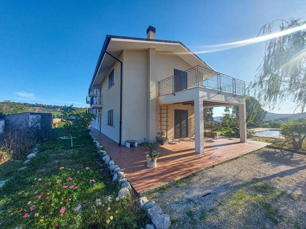 Villa a Casoli in Contrada Piano La Fara - Foto 2