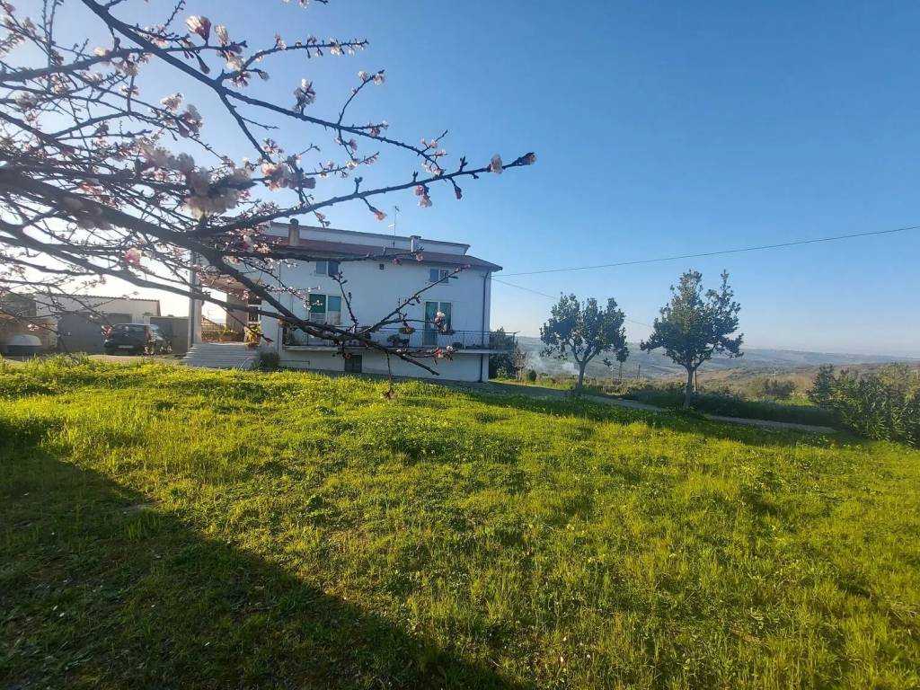 Villa a Castel frentano in Via Moscete - Foto 2