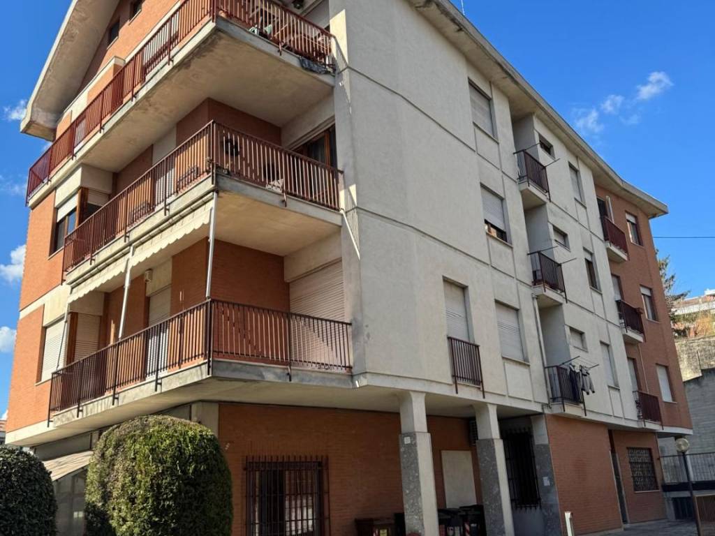 Appartamento a Asti in Corso 25 Aprile - Foto 2