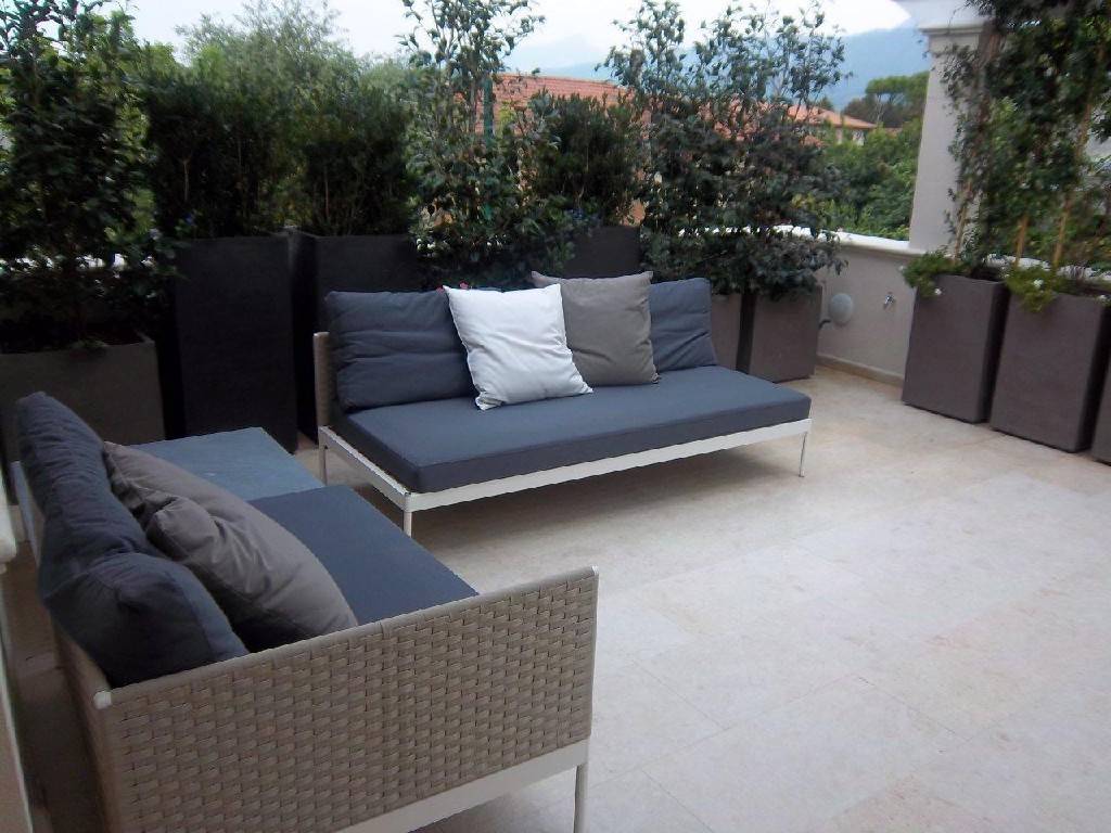 Appartamento a Forte dei marmi in Via Duca degli Abruzzi, 20 - Foto 2