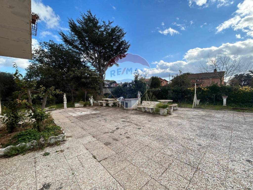 Villa a Aprilia in via dei rutuli, 95 - Foto 5