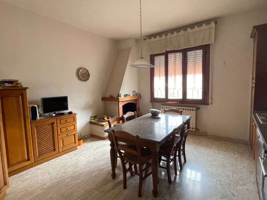 Villa a Monsummano terme in Via Occhibelli - Foto 4