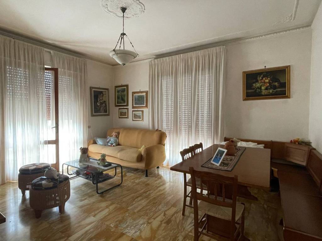 Villa a Monsummano terme in Via Occhibelli - Foto 5