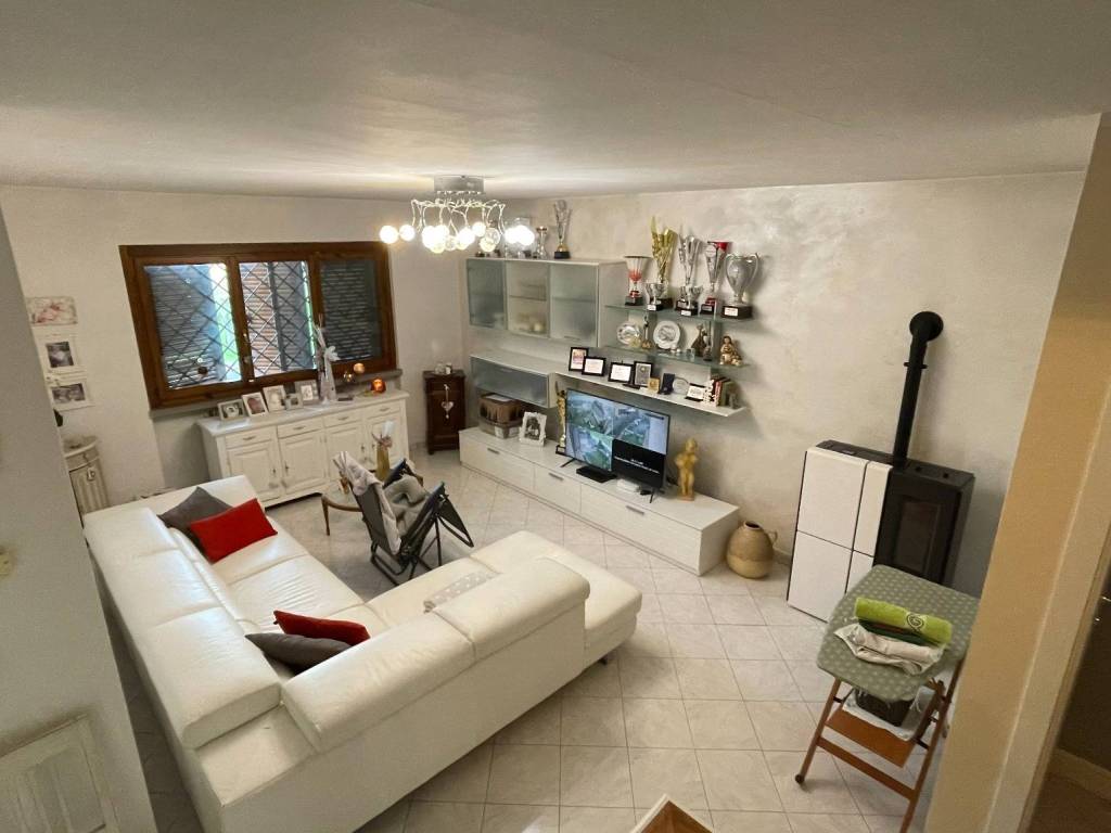 Villetta a schiera a Montecatini-terme in Via Poggio del Crinale - Foto 5