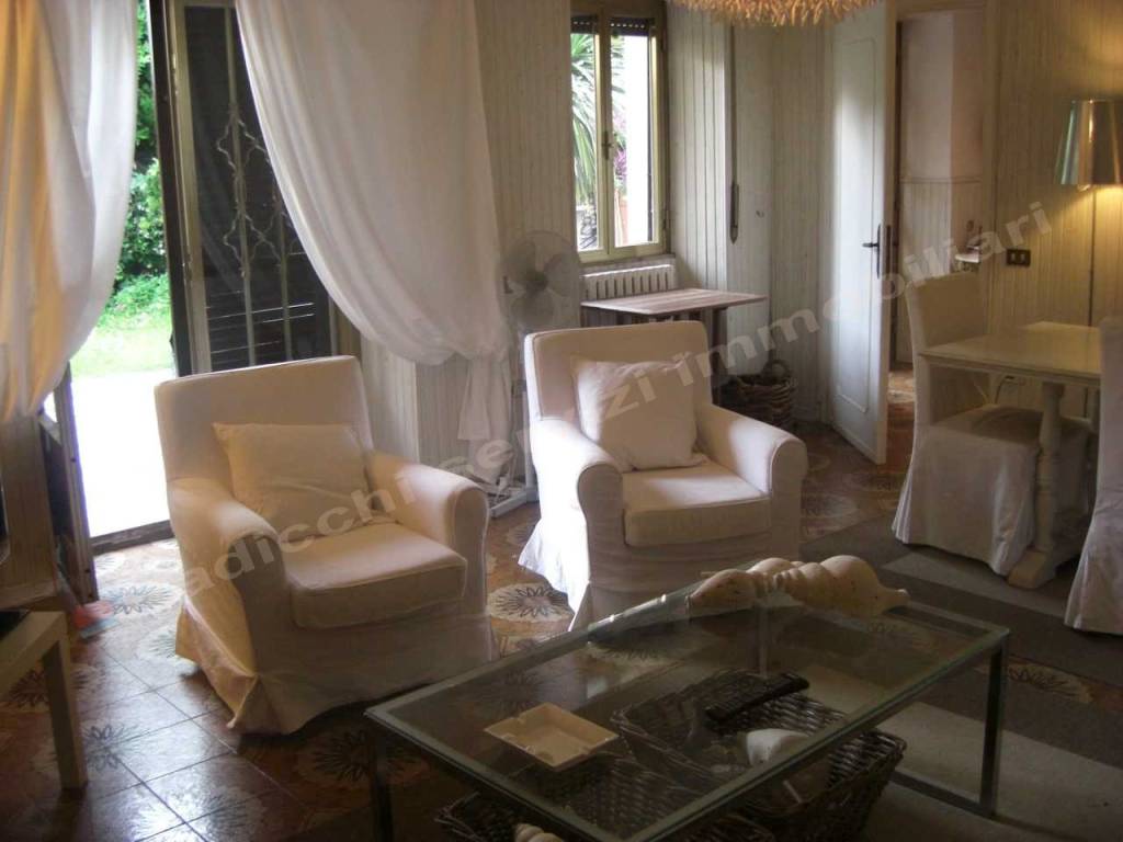 Casa indipendente a Forte dei marmi in Via F. Carrara, 37 - Foto 4