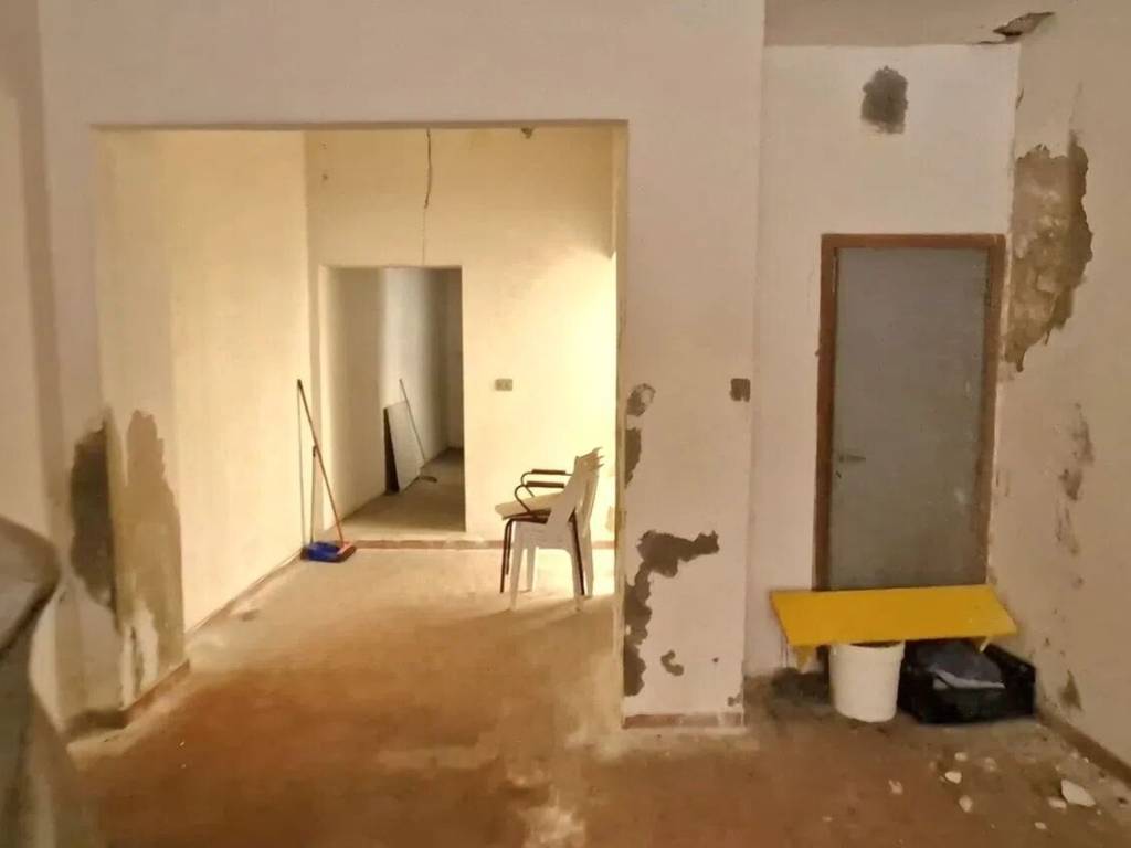 Immobile a Cagliari in Via Flumendosa S.N.C. - Foto 3