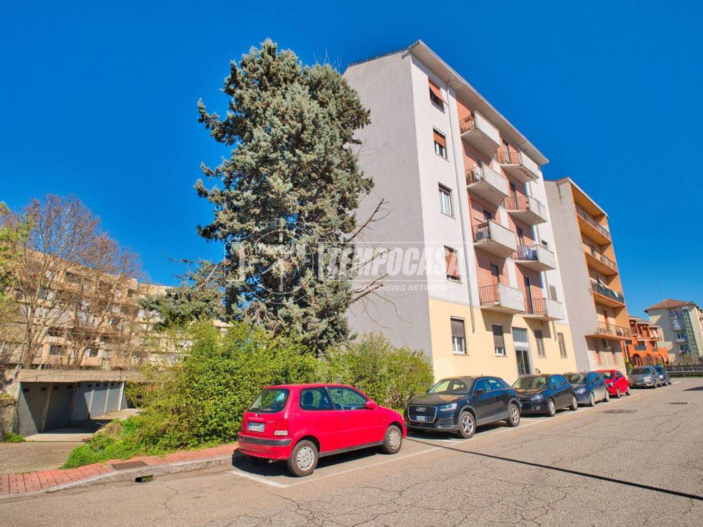 Appartamento a Vercelli in Via Ivrea - Foto 5
