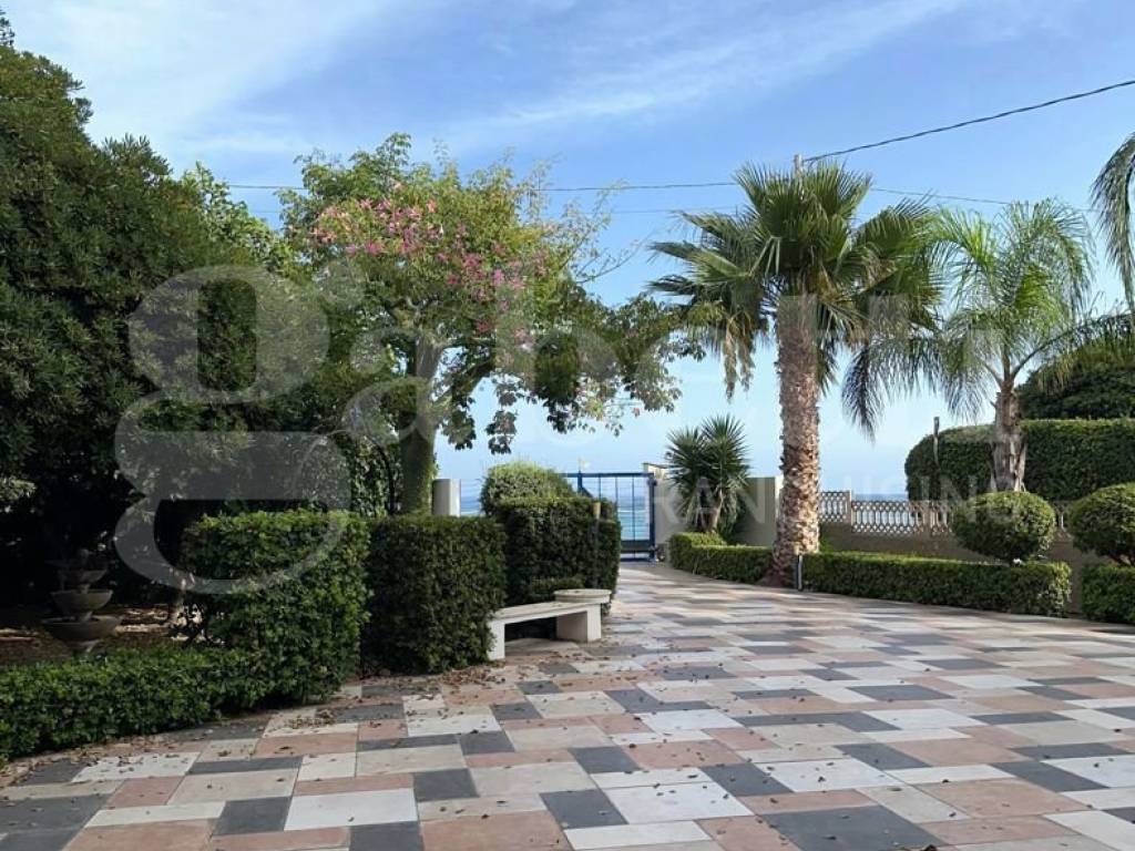 Appartamento a Avola in sandro pertini, 17 - Foto 2